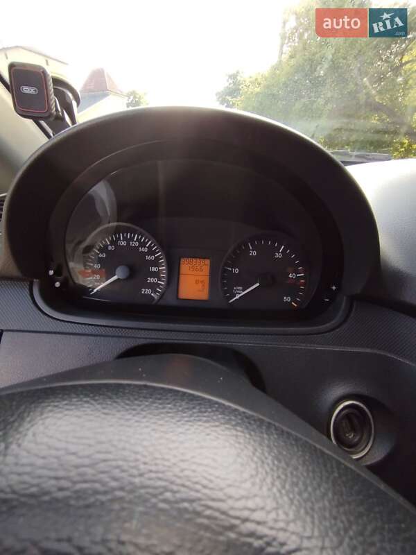 Минивэн Mercedes-Benz Vito 2010 в Калуше