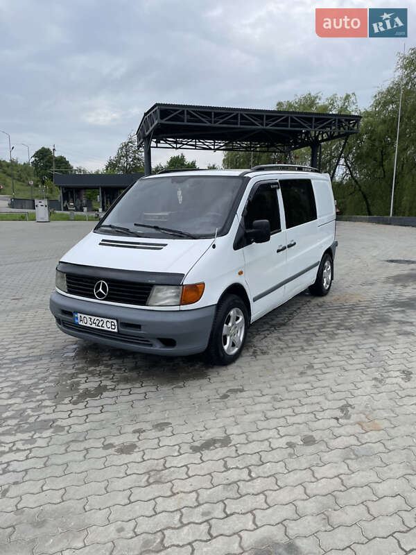 Минивэн Mercedes-Benz Vito 2000 в 