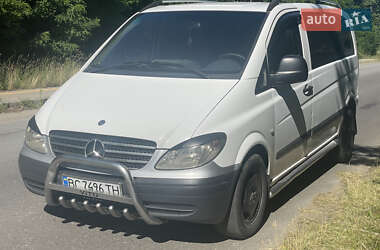Мінівен Mercedes-Benz Vito 2004 в Жовкві