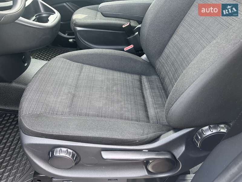 Мінівен Mercedes-Benz Vito 2019 в Івано-Франківську