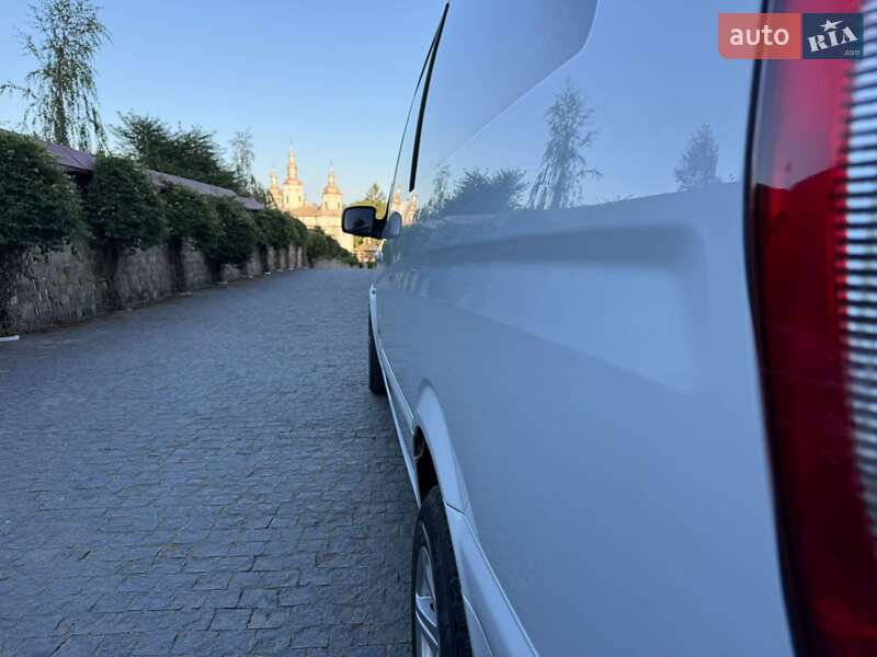 Мінівен Mercedes-Benz Vito 2011 в Чернівцях