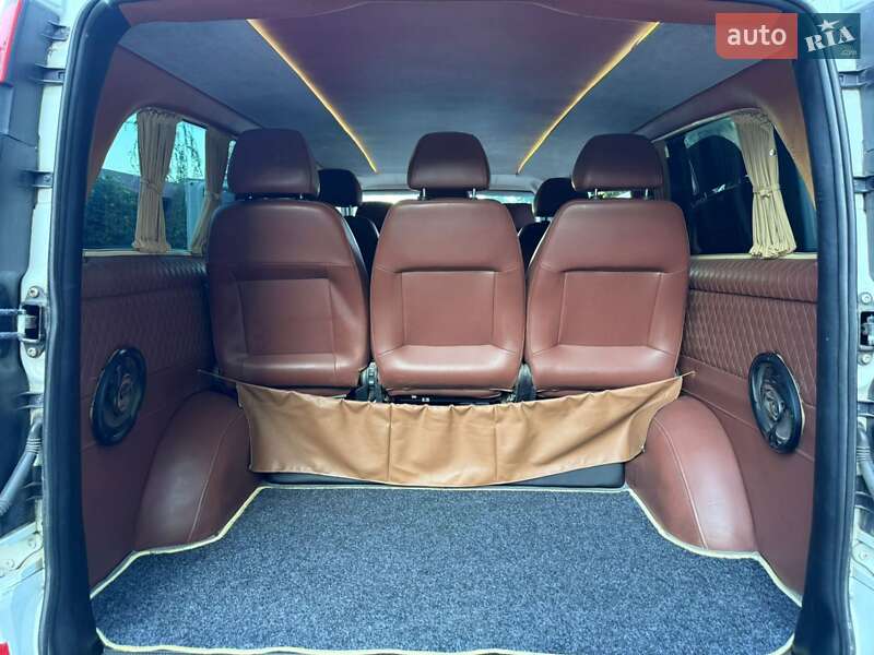 Мінівен Mercedes-Benz Vito 2011 в Чернівцях