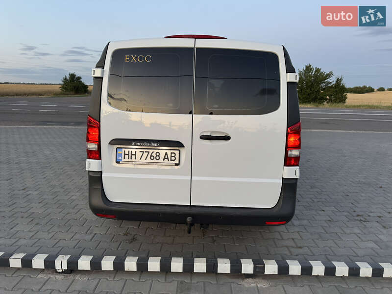 Минивэн Mercedes-Benz Vito 2022 в Доброславе