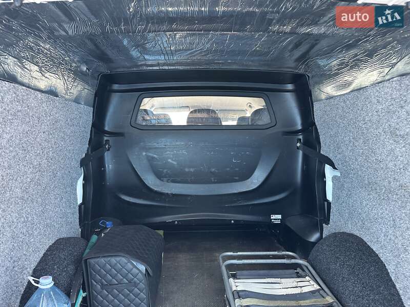 Минивэн Mercedes-Benz Vito 2016 в Черновцах
