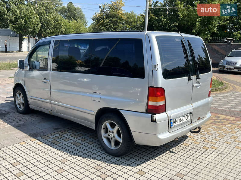 Мінівен Mercedes-Benz Vito 2001 в Києві