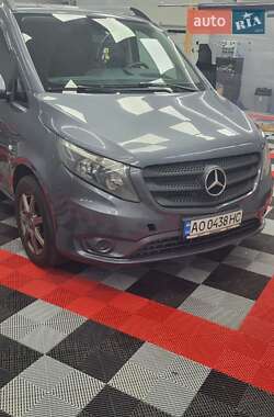 Минивэн Mercedes-Benz Vito 2015 в Солотвине