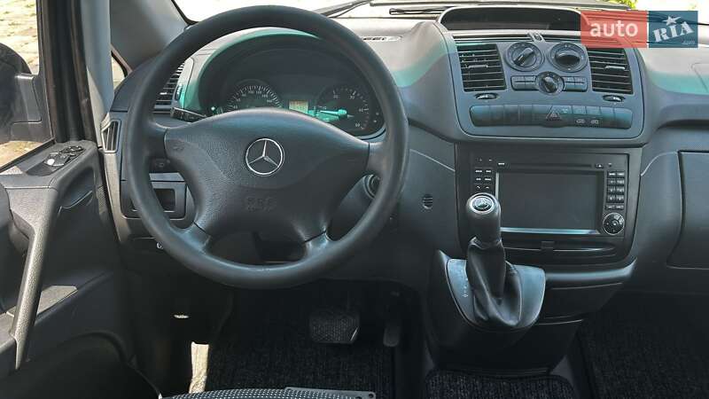 Грузовой фургон Mercedes-Benz Vito 2013 в Черновцах