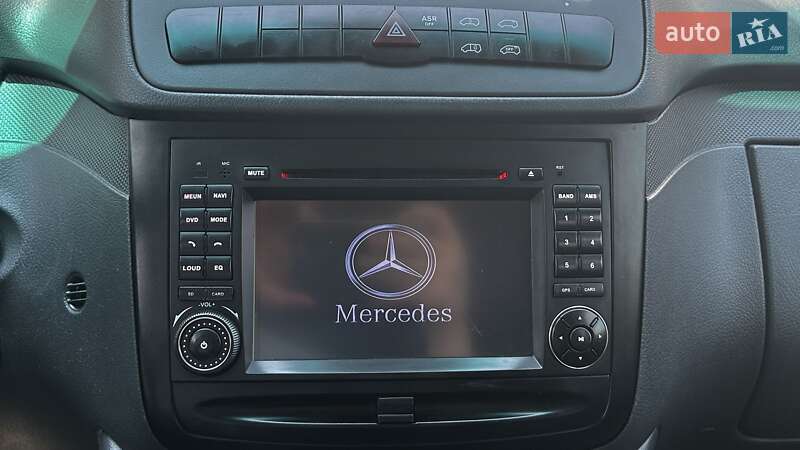 Грузовой фургон Mercedes-Benz Vito 2013 в Черновцах