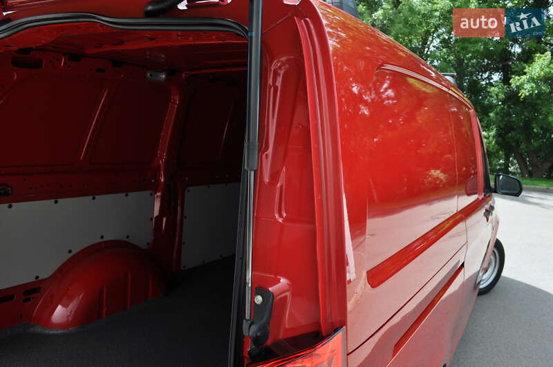 Грузовой фургон Mercedes-Benz Vito 2018 в Киеве