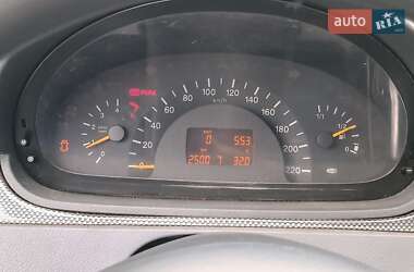 Минивэн Mercedes-Benz Vito 2003 в 