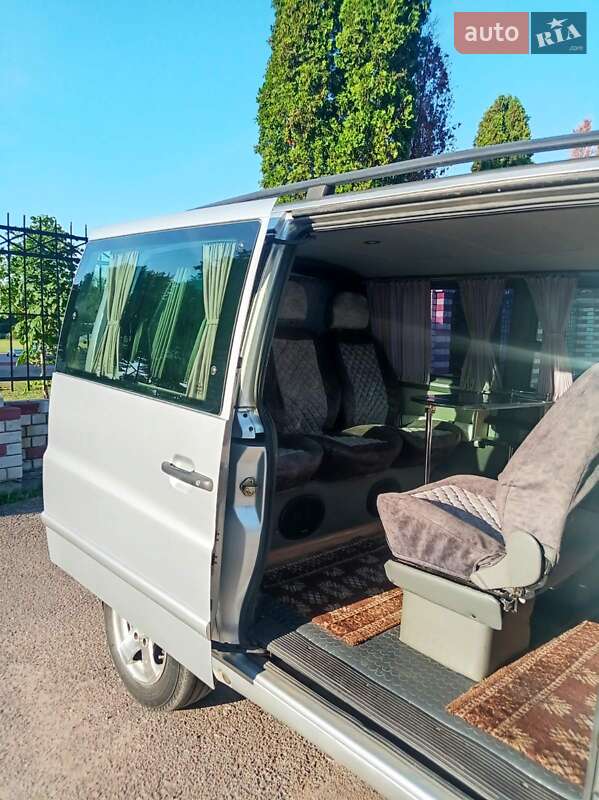 Минивэн Mercedes-Benz Vito 2003 в Нежине