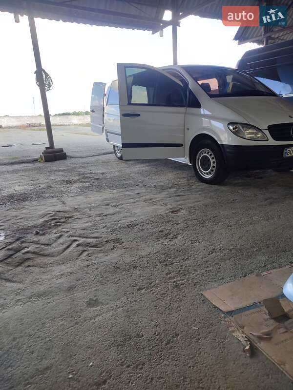 Mercedes-Benz Vito 2005
