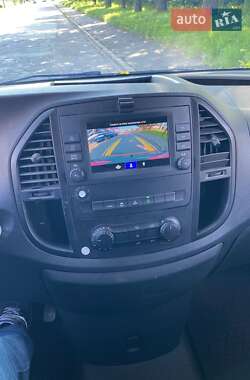 Грузовой фургон Mercedes-Benz Vito 2021 в 