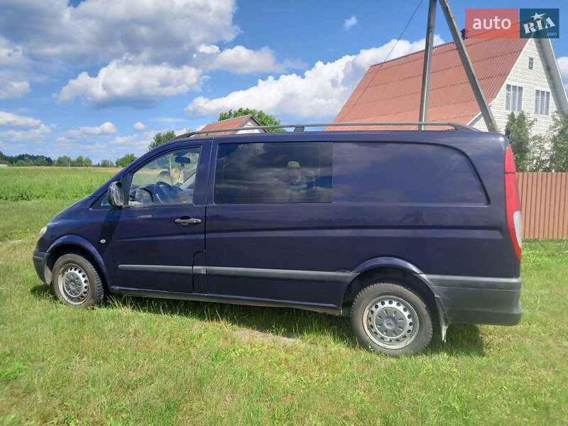 Мінівен Mercedes-Benz Vito 2005 в Вараші