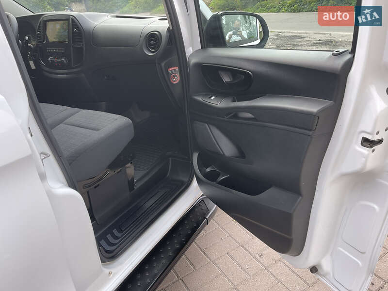 Вантажний фургон Mercedes-Benz Vito 2016 в Рівному фото 32 Вантажний фургон Mercedes-Benz Vito 2016 в Рівному