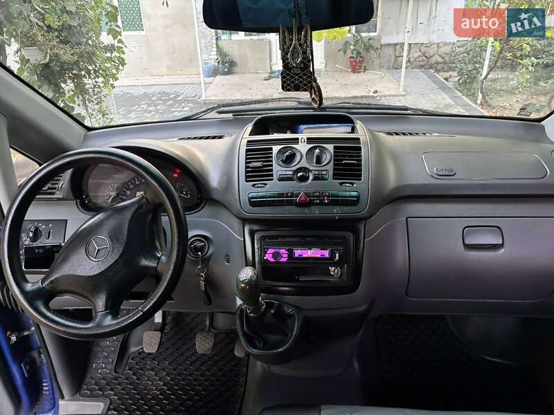 Минивэн Mercedes-Benz Vito 2004 в Татарбунарах