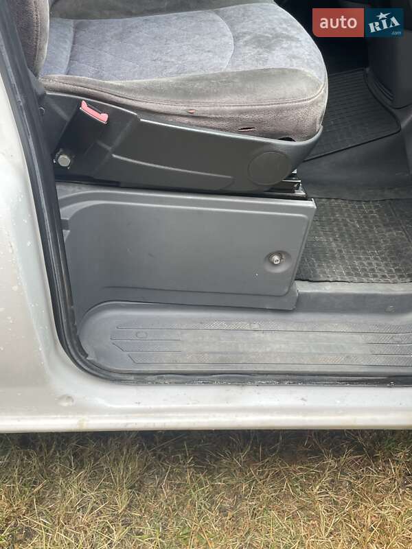 Мінівен Mercedes-Benz Vito 2005 в Снятині