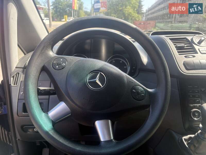 Грузовой фургон Mercedes-Benz Vito 2012 в Черкассах