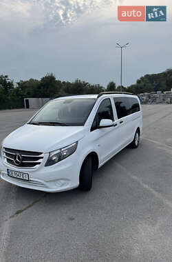 Мінівен Mercedes-Benz Vito 2015 в Чернівцях