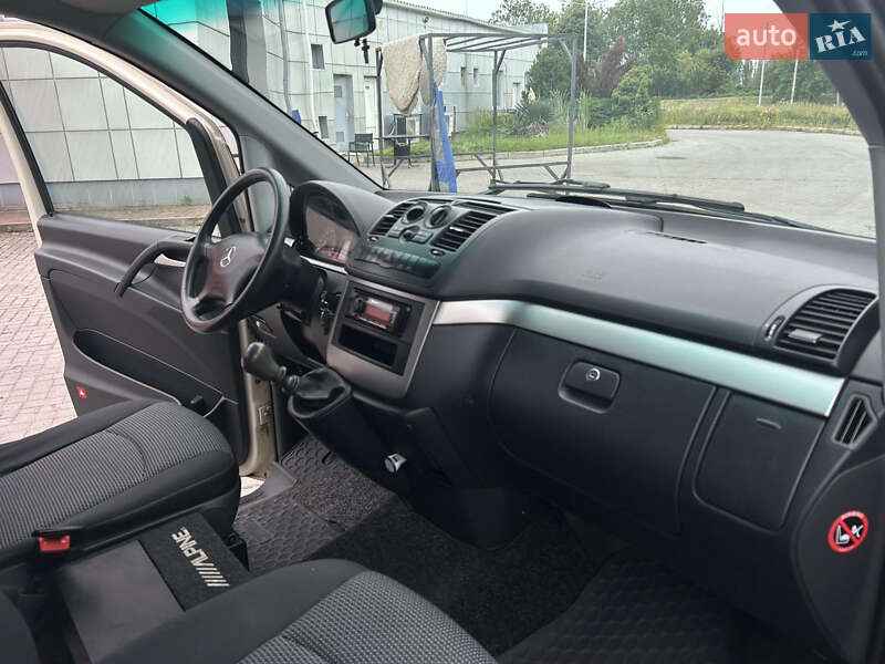 Минивэн Mercedes-Benz Vito 2011 в Мукачево