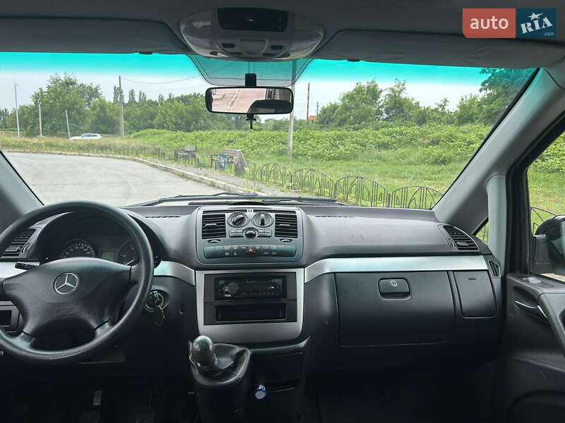 Минивэн Mercedes-Benz Vito 2011 в Мукачево