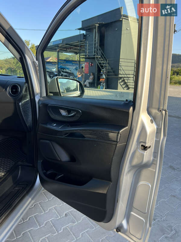 Минивэн Mercedes-Benz Vito 2015 в Косове фото 16 Минивэн Mercedes-Benz Vito 2015 в Косове