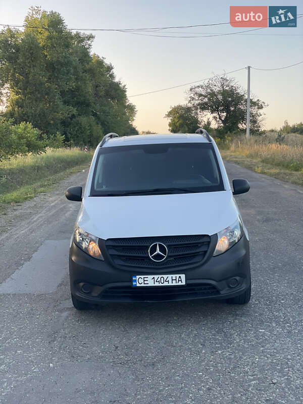 Минивэн Mercedes-Benz Vito 2015 в Сторожинце