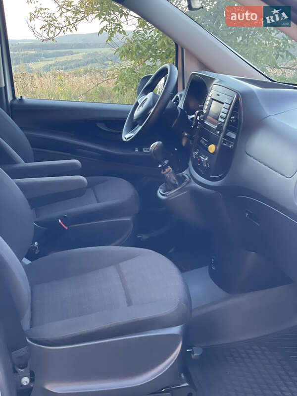 Минивэн Mercedes-Benz Vito 2015 в Сторожинце