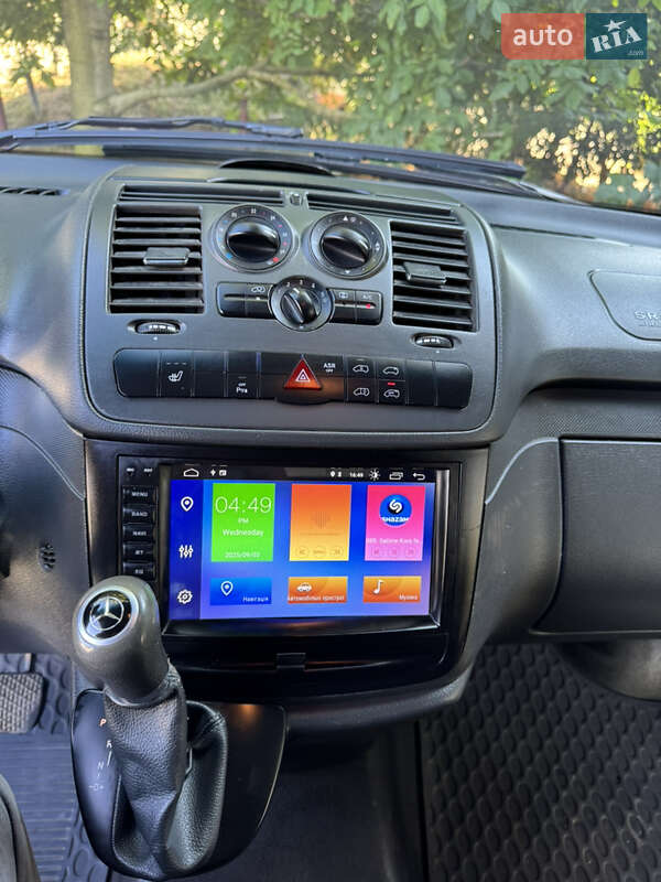 Грузовой фургон Mercedes-Benz Vito 2011 в Черновцах