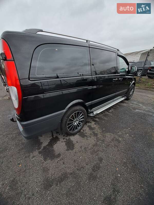 Минивэн Mercedes-Benz Vito 2006 в Черновцах