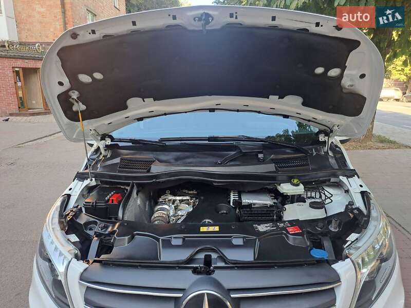 Минивэн Mercedes-Benz Vito 2020 в Черновцах