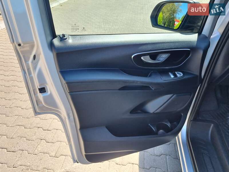 Грузовой фургон Mercedes-Benz Vito 2018 в Черновцах