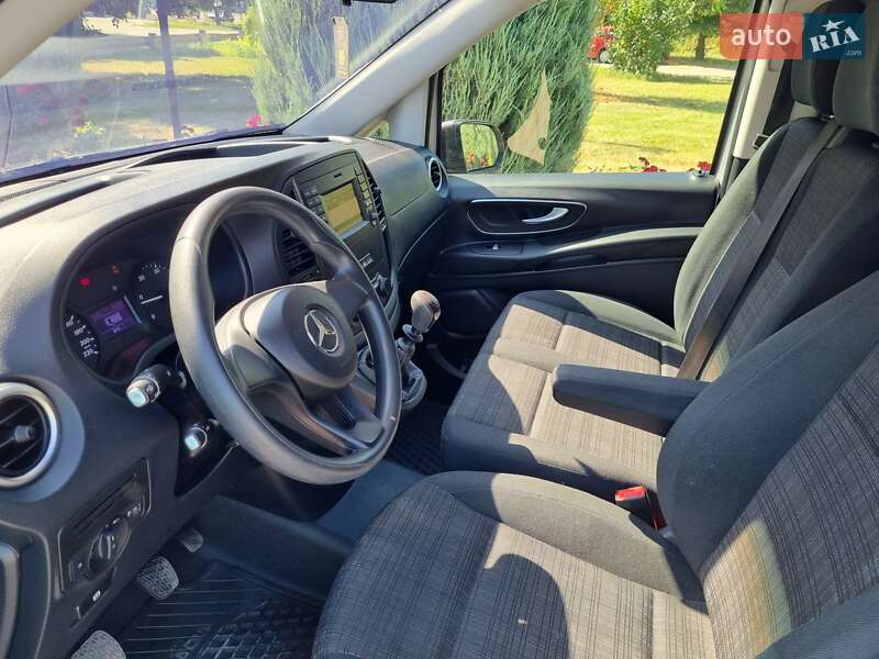 Грузовой фургон Mercedes-Benz Vito 2018 в Черновцах