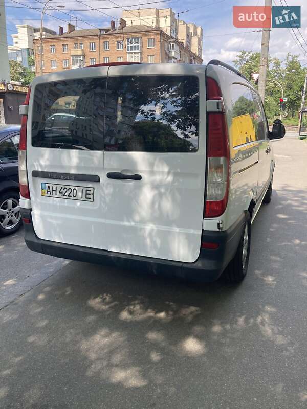 Минивэн Mercedes-Benz Vito 2005 в Киеве