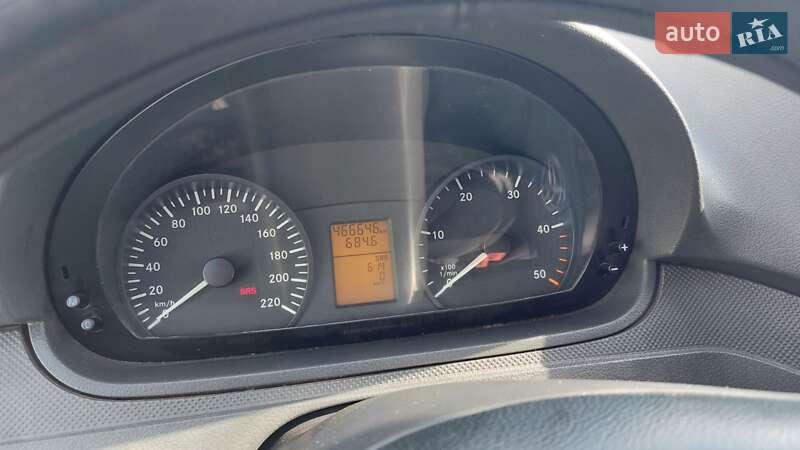 Грузовой фургон Mercedes-Benz Vito 2012 в Фастове