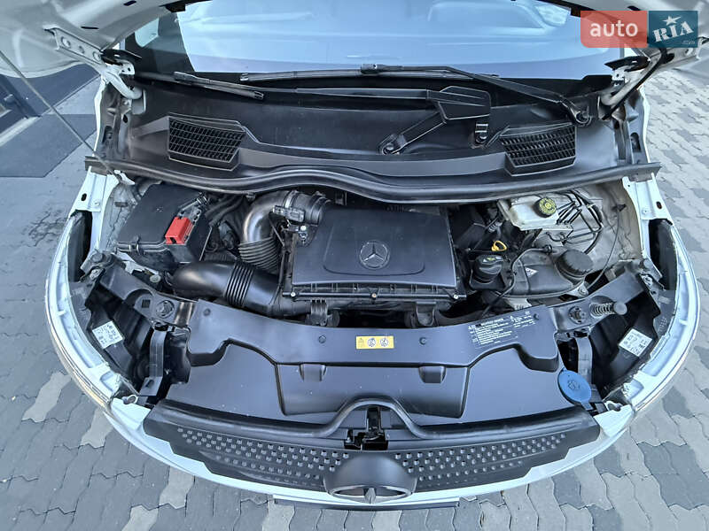 Минивэн Mercedes-Benz Vito 2016 в Черновцах