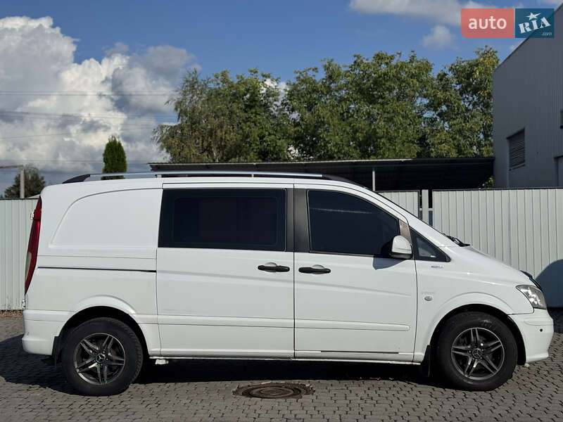 Вантажний фургон Mercedes-Benz Vito 2012 в Мукачевому