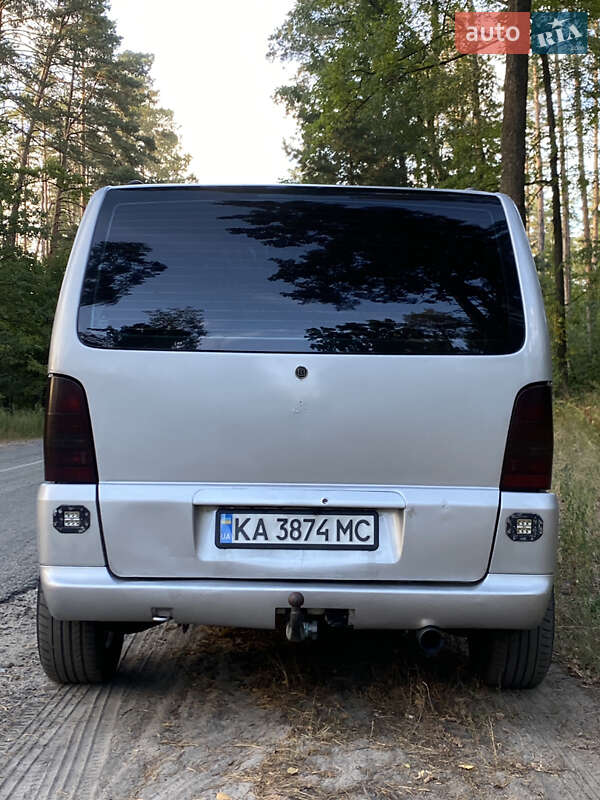 Минивэн Mercedes-Benz Vito 2003 в Буче