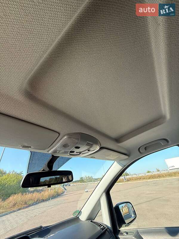 Минивэн Mercedes-Benz Vito 2013 в Хороле