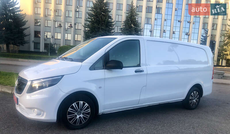 Грузовой фургон Mercedes-Benz Vito 2018 в Ровно