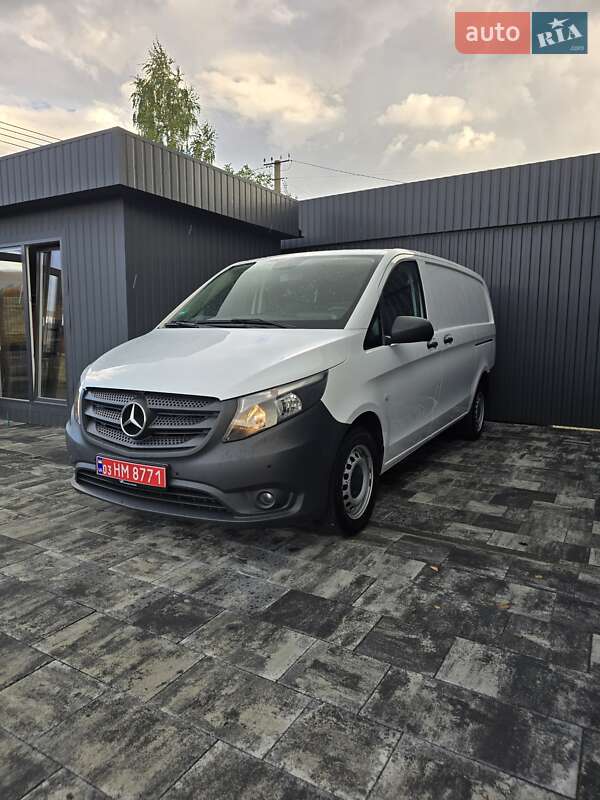Вантажний фургон Mercedes-Benz Vito 2019 в Луцьку
