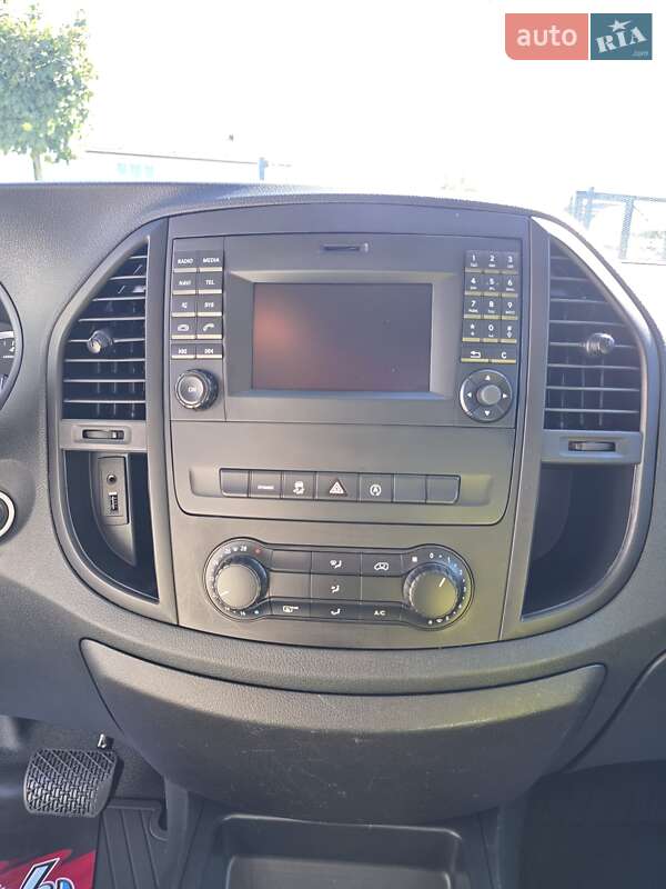 Вантажний фургон Mercedes-Benz Vito 2019 в Луцьку