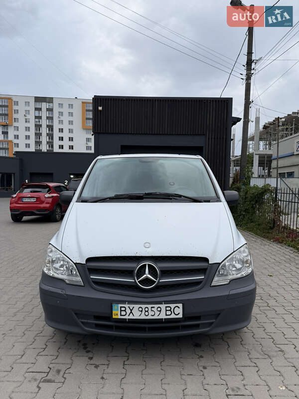 Mercedes-Benz Vito 2012