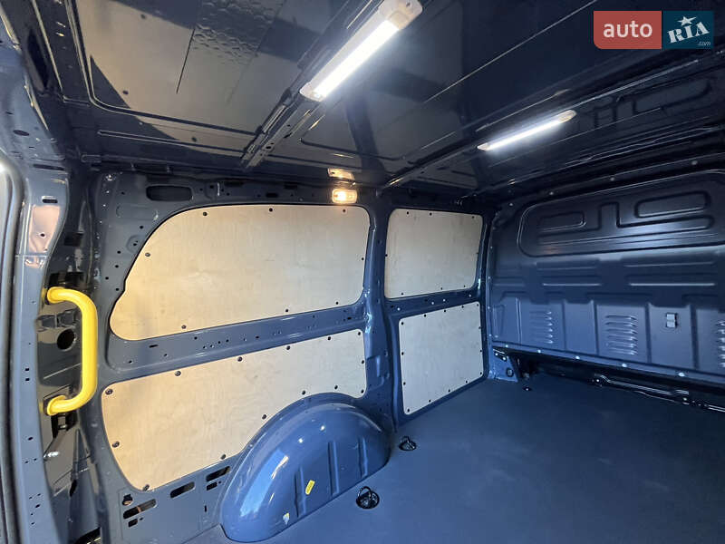 Вантажний фургон Mercedes-Benz Vito 2021 в Львові