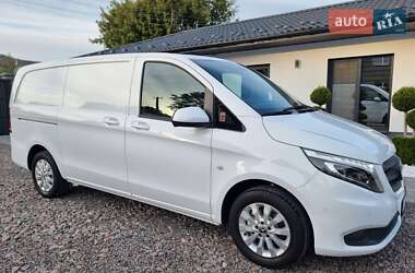 Грузовой фургон Mercedes-Benz Vito 2020 в 