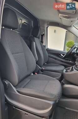 Грузовой фургон Mercedes-Benz Vito 2020 в 