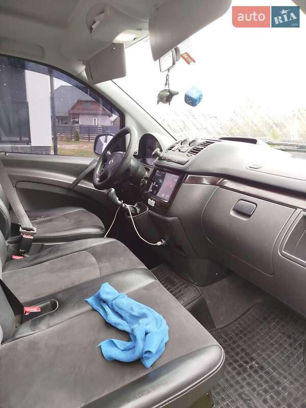 Минивэн Mercedes-Benz Vito 2012 в Рокитном фото 7 Минивэн Mercedes-Benz Vito 2012 в Рокитном