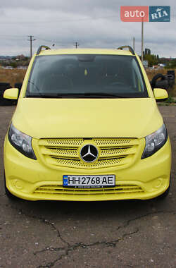 Минивэн Mercedes-Benz Vito 2020 в 