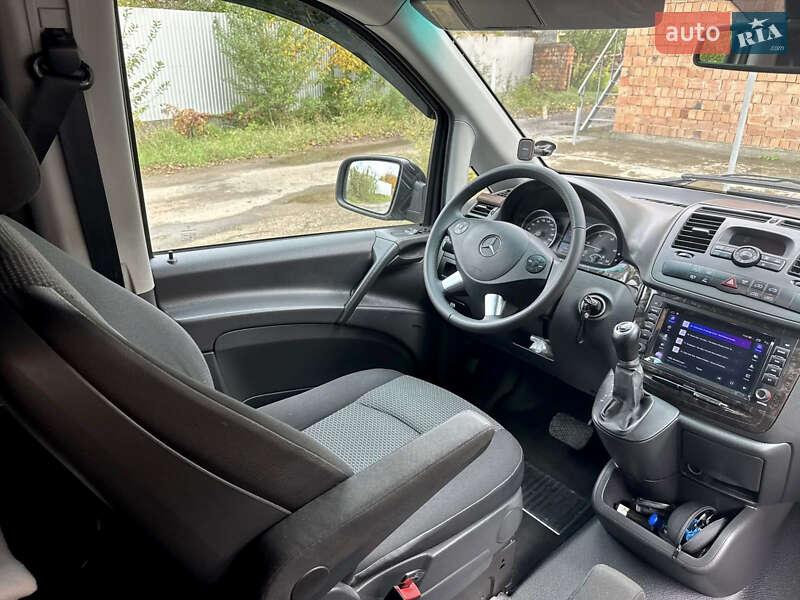 Минивэн Mercedes-Benz Vito 2011 в Черновцах