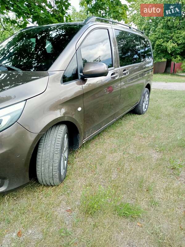 Мінівен Mercedes-Benz Vito 2015 в Києві